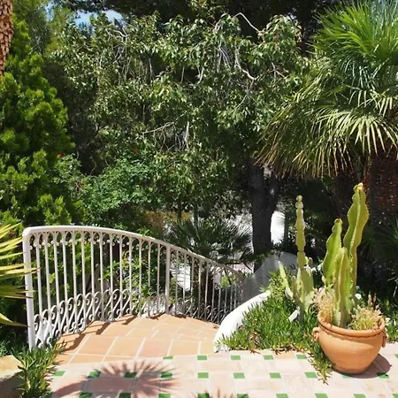 In Mit Garten, Grill Und Terrasse Und Meerblick Und Neben Dem Holiday home *