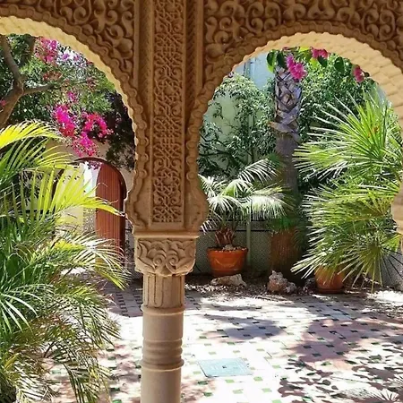 In Mit Garten, Grill Und Terrasse Und Meerblick Und Neben Dem Holiday home Mojacar
